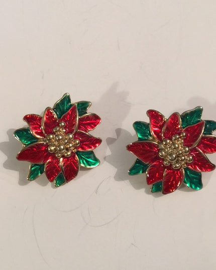 Vintage Holly Flower 🌺 holiday clip on earrings