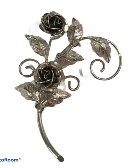 Vintage 1960s Sterling Silver flower 🌸 brooch