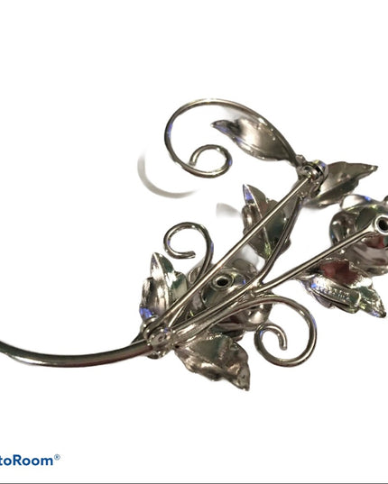 Vintage 1960s Sterling Silver flower 🌸 brooch