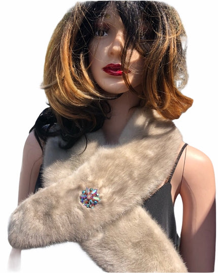 Vintage 44” Silver Mink fur stole collar scarf