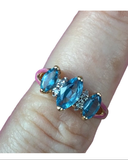 14k solid gold diamond & topaz ring vintage