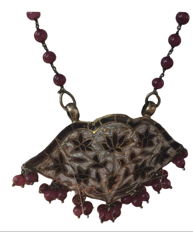 Vintage enamel and glass bead necklace