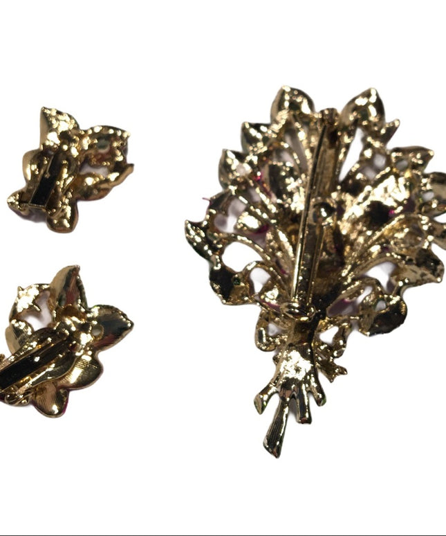 Vintage Flower brooch & Clip on earrings