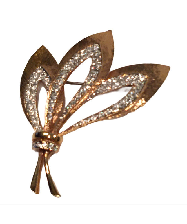 Vintage gold Rhinestone fancy brooch