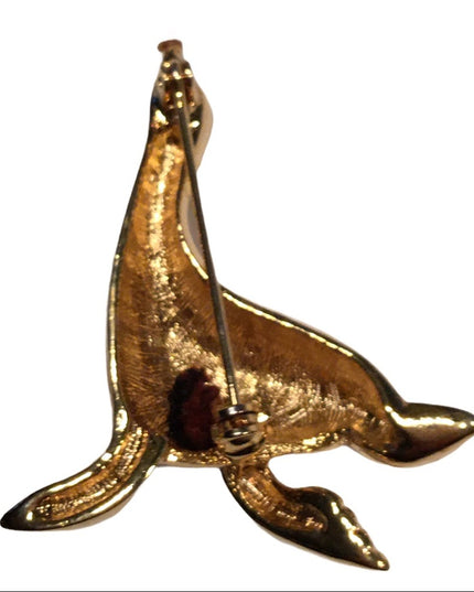 Vintage gold seal with Faux pearl brooch