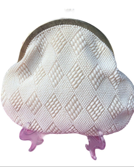 VinTage white micro bead bag vg