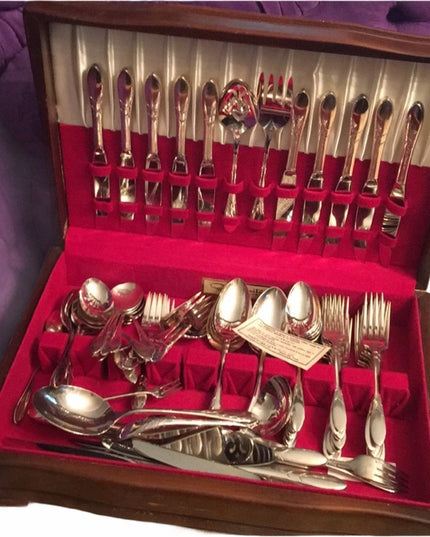 - Vintage Community Silverware cutlery Set VG