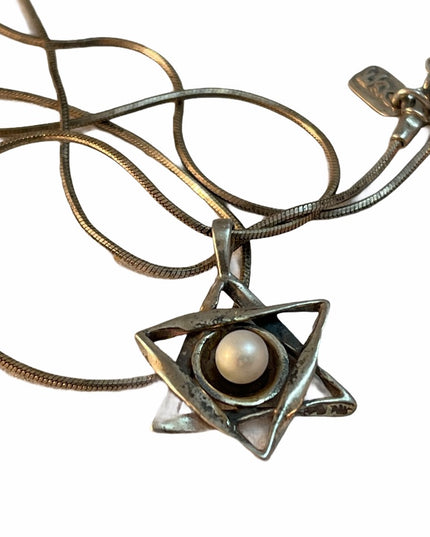 Sterling silver 6 point star on sterling chain with pearl