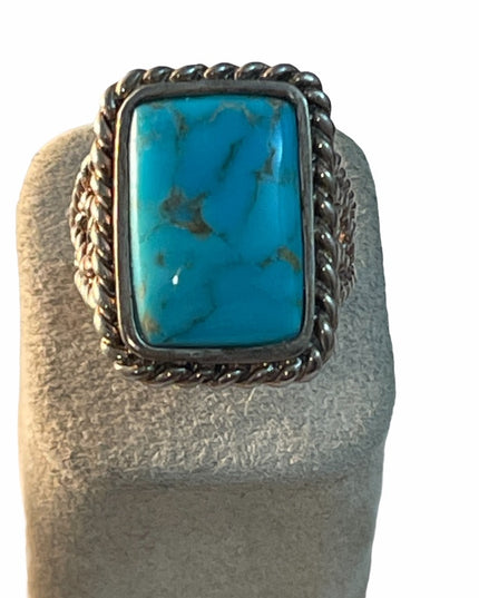 Vintage Designer sterling silver Lg ring Turquoise