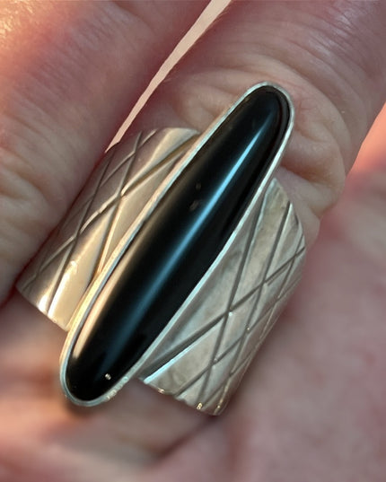Vintage Sterling oblong black onyx ring etched