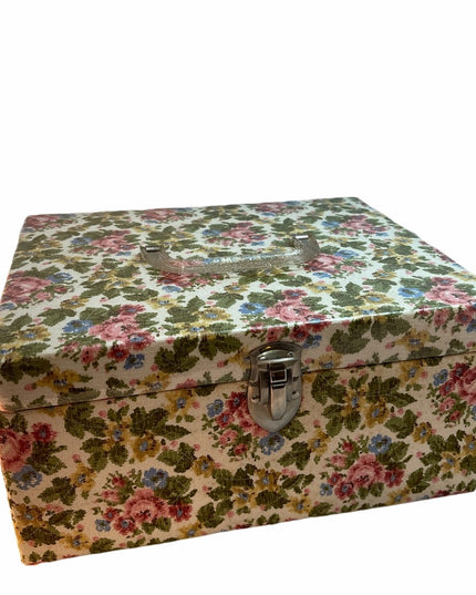 Vintage MC Fabric covered flower sewing box 🌺