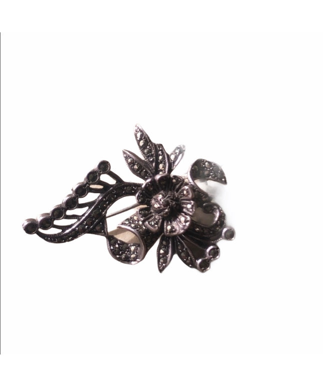 Vintage sterling silver marcasite flower brooch (1)