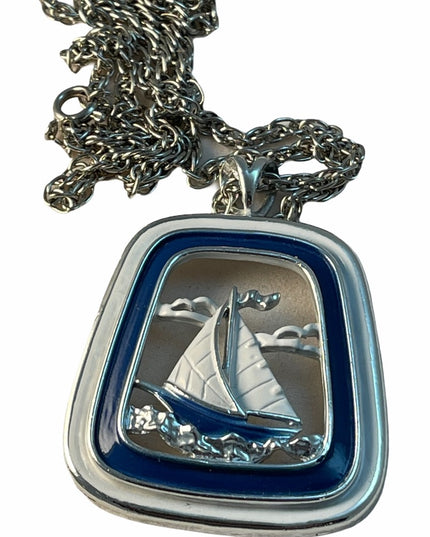 Vintage Sail boat silver tone pendant necklace nautical enamel boat