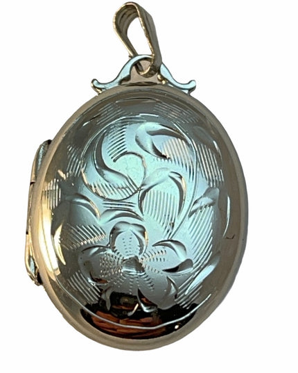 Vintage Sterling silver oval etched locket