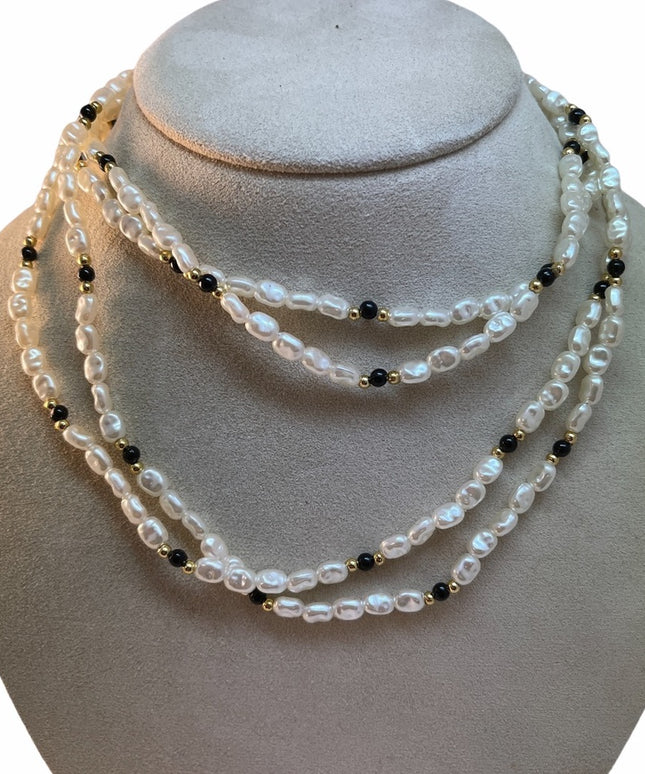 VTG 1980s Faux pearl necklace multi strand resin