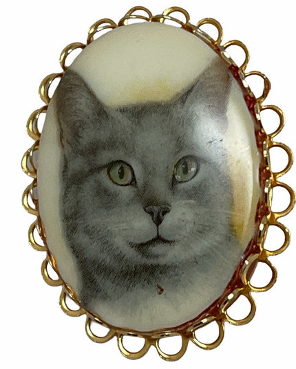 Vintage ceramic kitty cat cameo brooch