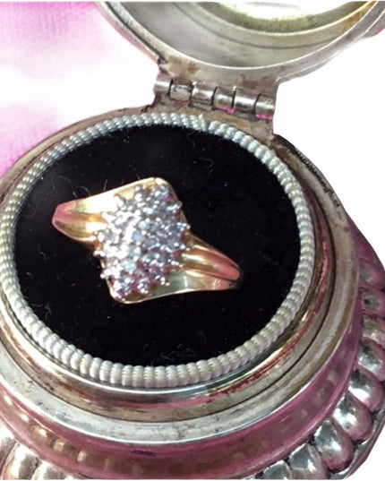 10k gold diamond ring vintage cluster dinner