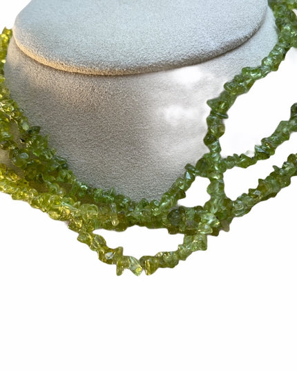 62” Strand peridot chips necklace nice quality