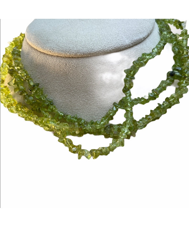 62” Strand peridot chips necklace nice quality