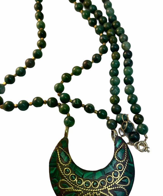 Vintage sterling malachite necklace half moon With Jade beads