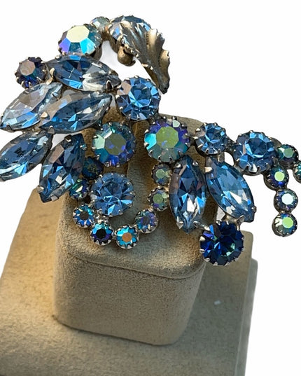 Vintage C1950s AB Sherman unmarked blue crystal brooch silver tone Large