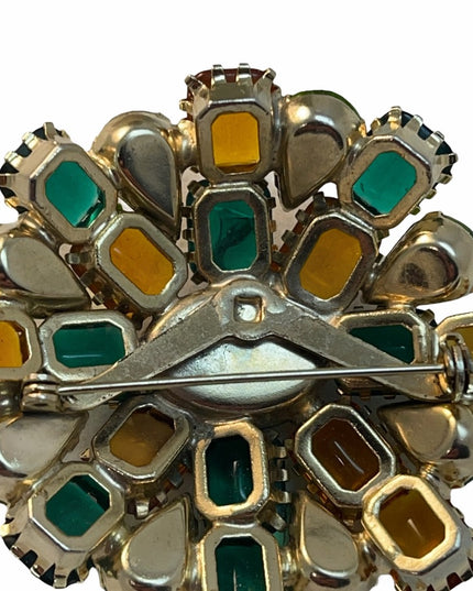 Vintage C1960s Crystal green amber brooch LG Juliana ?