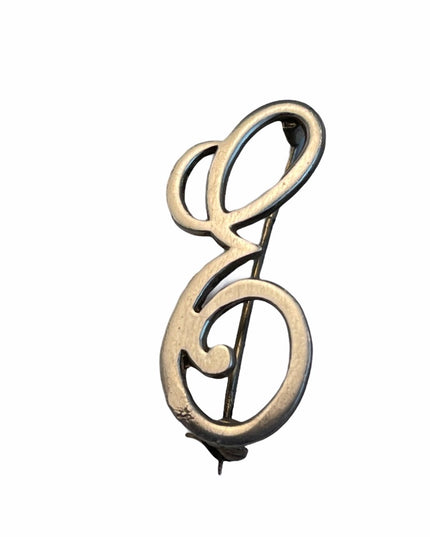 Vintage sterling silver E brooch