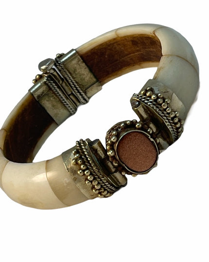 Vintage gold stone & bovine bone Balanesian bangle