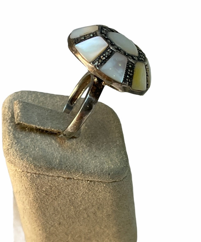 LG MOP Sterling silver fancy ring