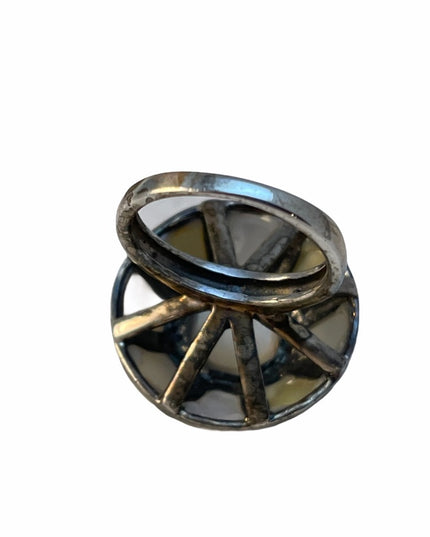 LG MOP Sterling silver fancy ring