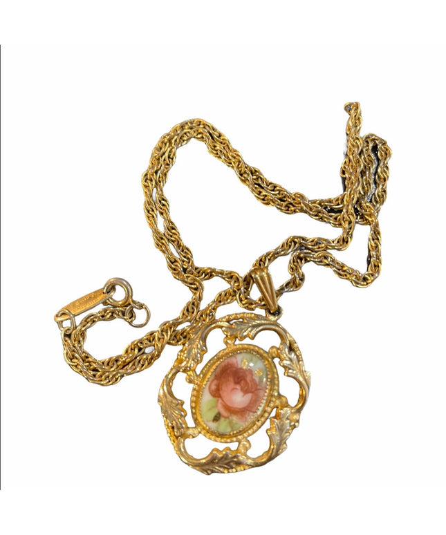 C1980s Whiting & Davis Flower cameo necklace