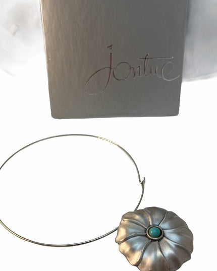 VTG Jontue 1970s Perfume flower Necklace NIB