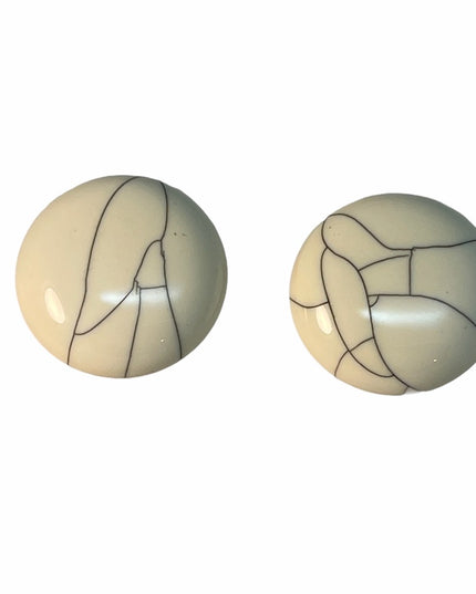 Vintage white crackle fabcy Plastic resin chunky round earrings 1970s
