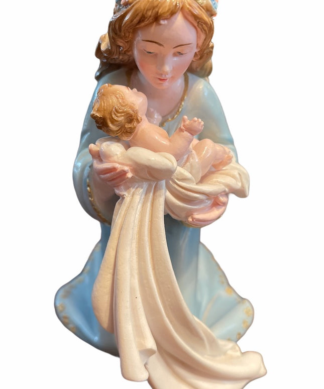 Vintage C1950s Mary Baby Jesus Resin Statue Beauty