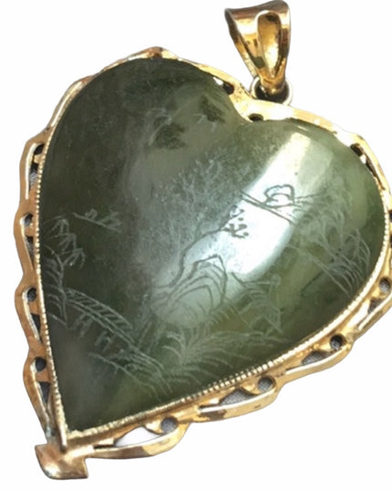 VTG Sterling 925 Jade Siam etched heart pendant