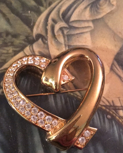 - Gold heart crystal brooch