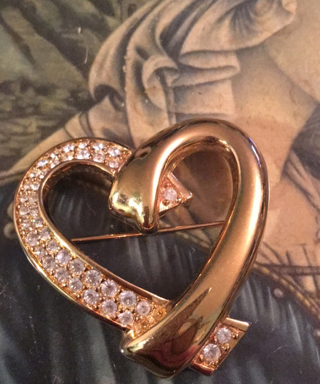 - Gold heart crystal brooch