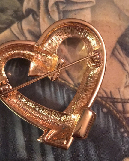 - Gold heart crystal brooch