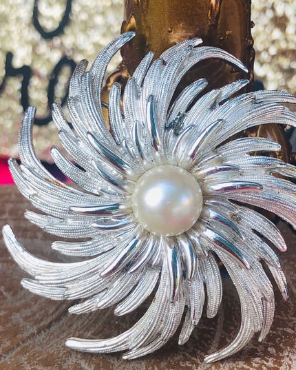 Vintage Sarah Cov Silver faux pearl swirl brooch