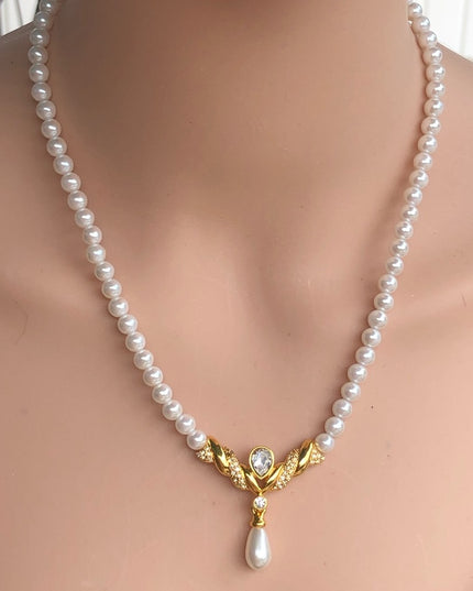 Vintage Napier Faux pearl necklace choker 18”