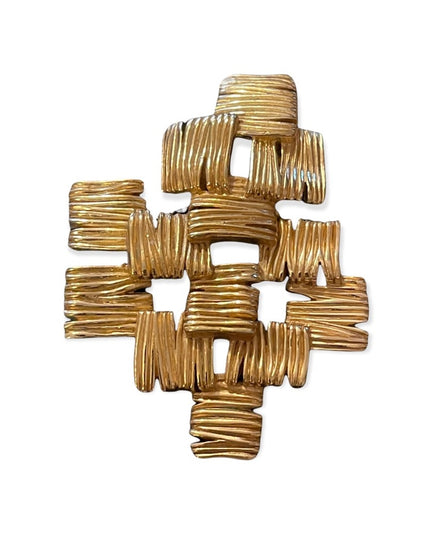 Vintage Trifari gold tone brooch Basket weave squares geometric