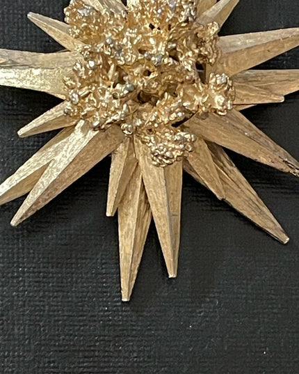 Vintage Marvella Brushed gold Starburst brooch