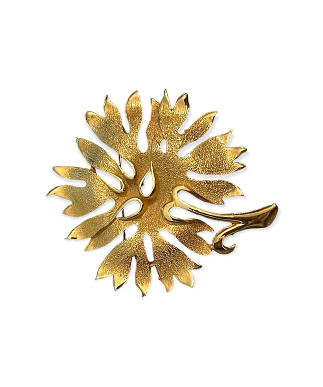 Vintage brushed gold beautidul flower brooch