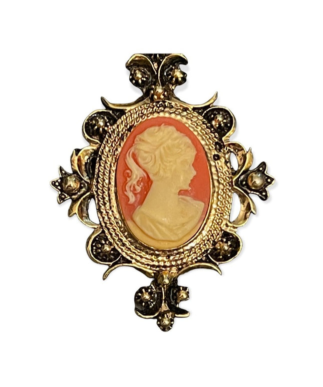 Antiqued 1980s vintage faux cameo gold tone brooch