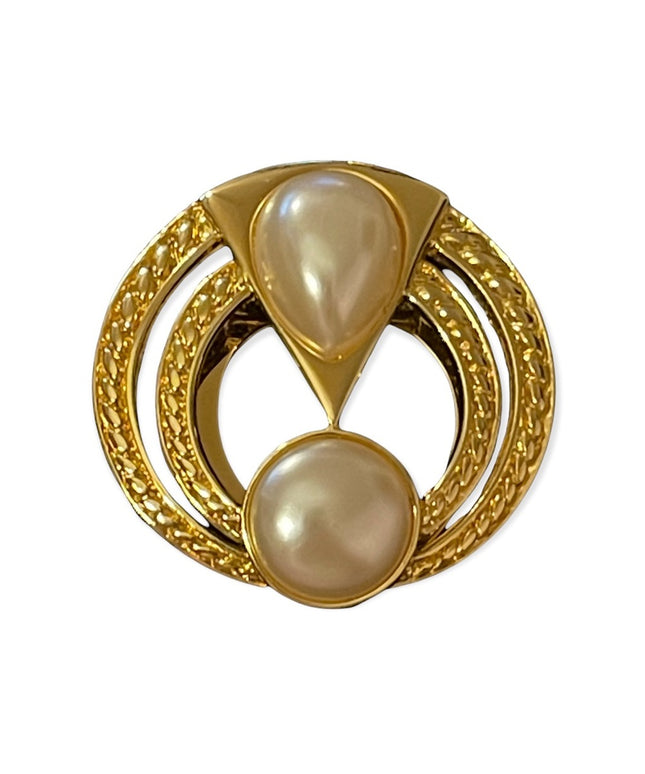 Magestic gold faux pearl round ornate scarf clip