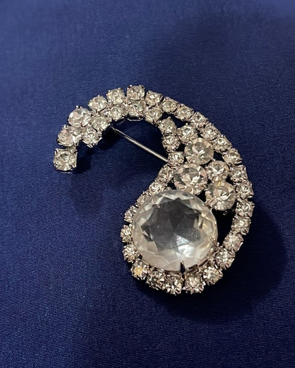 Vintage Crystal silver tone brooch