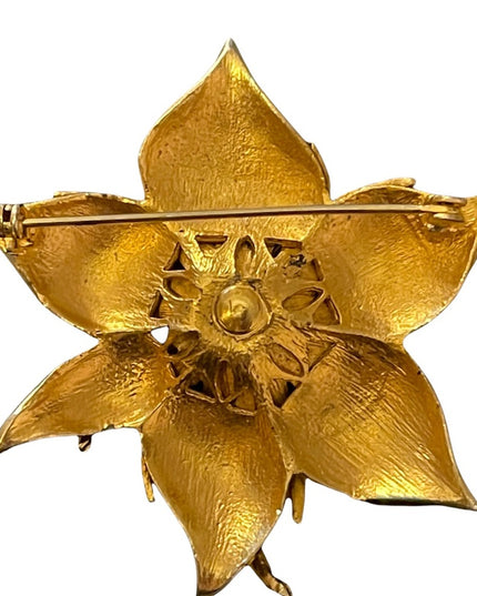Vintage Brushed gold flower brooch Beautiful