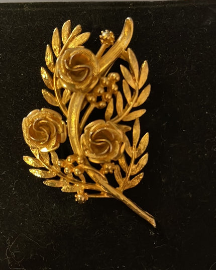 Vintage Brushed gold  flower brooch