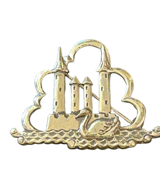 Vintage Coro Sterling silver duck with castles 925 brooch