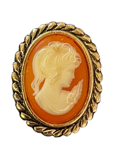 Vintage resin cameo scarf clip